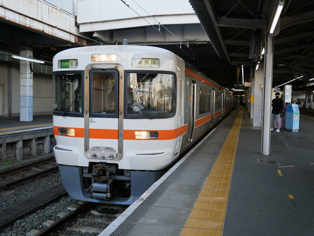 飯田線 (3): きくちゃんの電車と駅と散策の写真